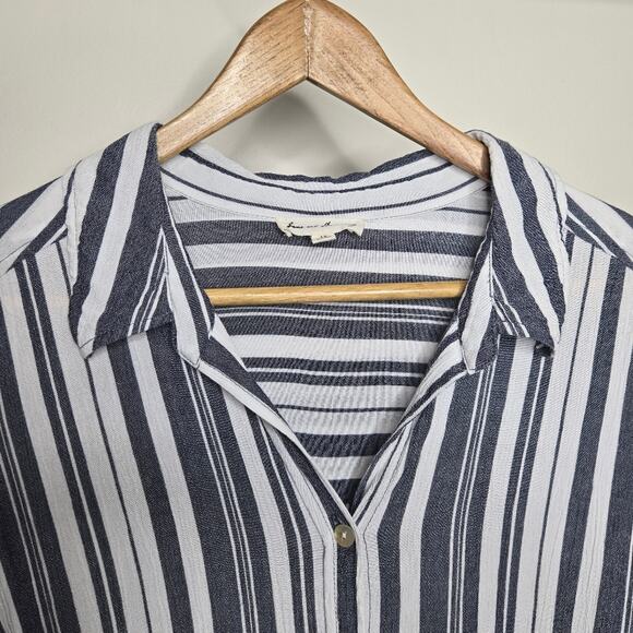 JANE & DELANCY Striped Grey & White Collared Button Down Long Sleeve Size 1X - Picture 2 of 10